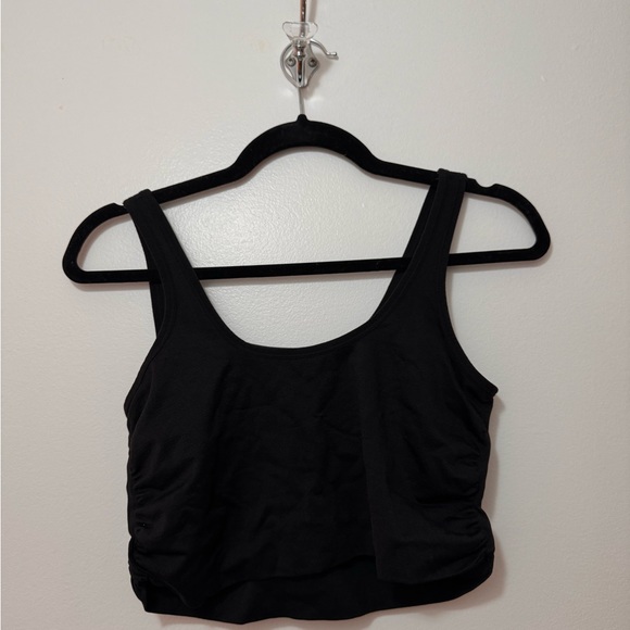 Puma crop hoodie and sports bra - Picture 3 of 4